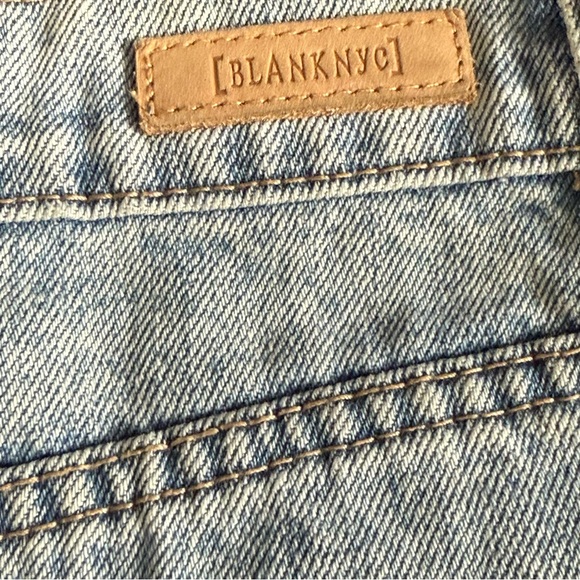 Blank NYC The Barrow Distressed Vintage High-Rise Jean Shorts - Picture 4 of 9